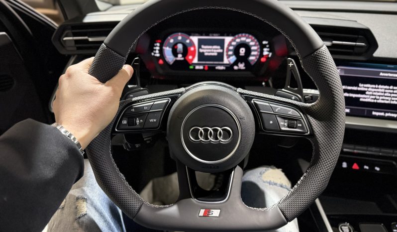 
								AUDI A3 SPB S-line Edition 35 TDI 2.0 150 CV S-tronic full									