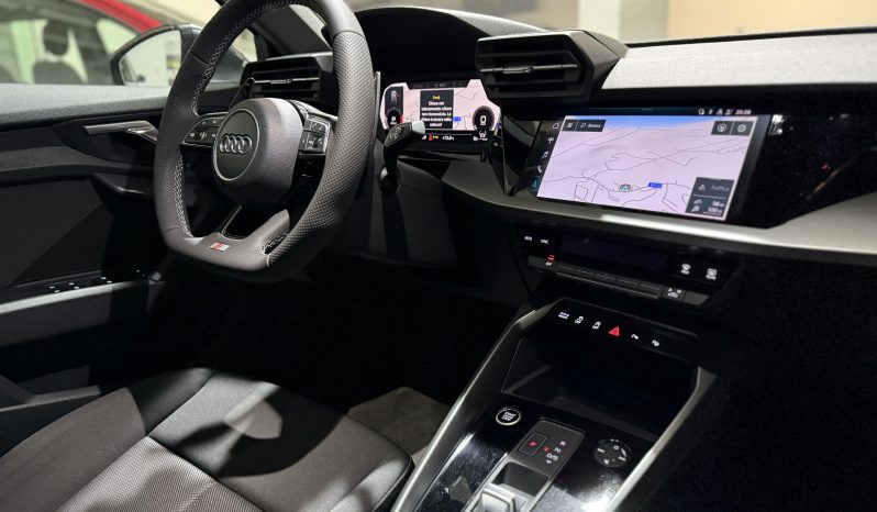 
								AUDI A3 SPB S-line Edition 35 TDI 2.0 150 CV S-tronic full									