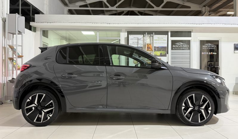 
								New PEUGEOT 208 GT e-Hybrid 136 CV Grigio Selenium full									