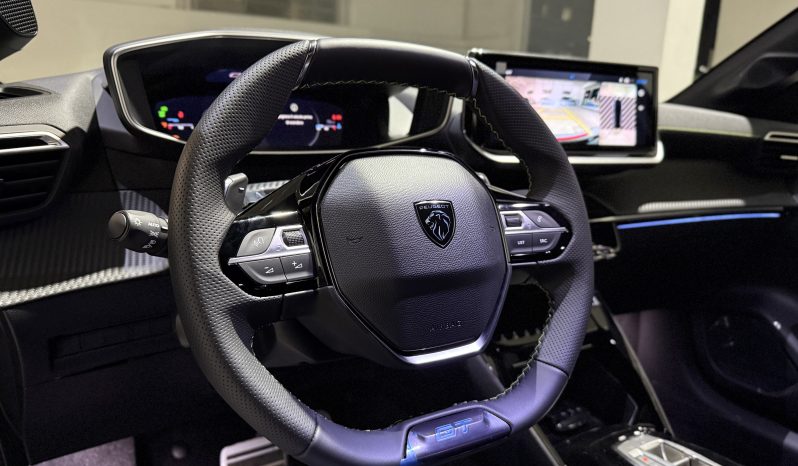 
								New PEUGEOT 208 GT e-Hybrid 136 CV Grigio Selenium full									