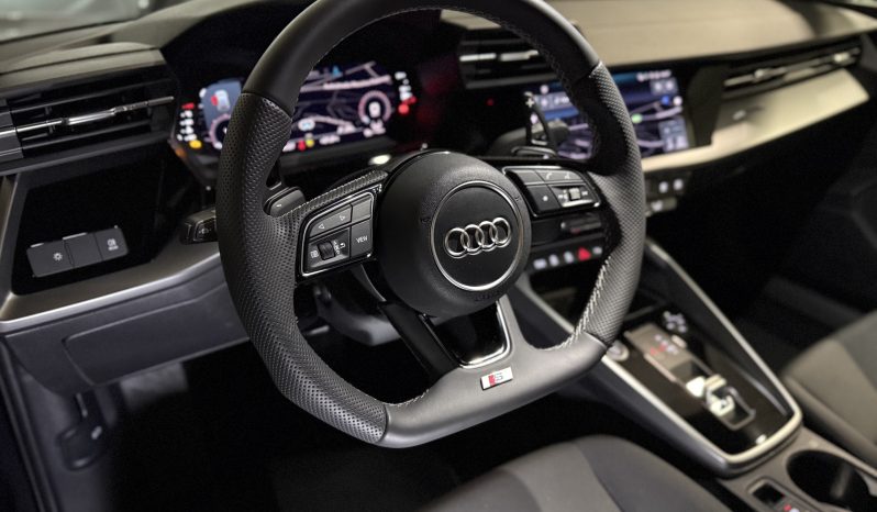 
								AUDI A3 SPB S-line Edition 35 TDI 2.0 150 CV S-tronic full									