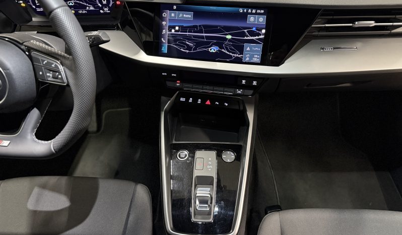 
								AUDI A3 SPB S-line Edition 35 TDI 2.0 150 CV S-tronic full									