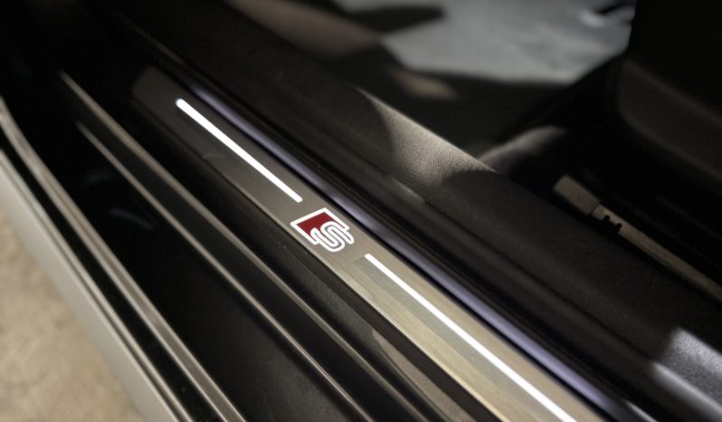 
								AUDI A3 SPB S-line Edition 35 TDI 2.0 150 CV S-tronic full									