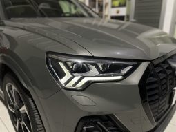 
										AUDI Q3 S-line Identity Black 35 TDI 2.0 150 CV S-tronic full									