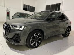 
										AUDI Q3 S-line Identity Black 35 TDI 2.0 150 CV S-tronic full									