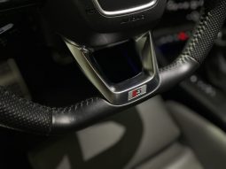 
										AUDI Q3 S-line Identity Black 35 TDI 2.0 150 CV S-tronic full									