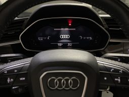 
										AUDI Q3 S-line Identity Black 35 TDI 2.0 150 CV S-tronic full									