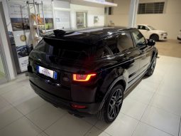 
										Land Rover RR EVOQUE HSE Dynamic 180 CV Dark Edition Total Black full									