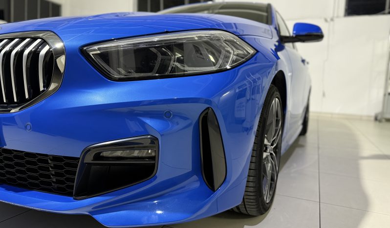 
								BMW Serie 1 116d Msport Blu Misano full									