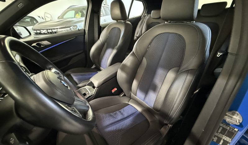 
								BMW Serie 1 116d Msport Blu Misano full									