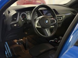 
										BMW Serie 1 116d Msport Blu Misano full									