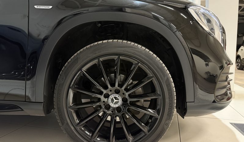 
								Mercedes-Benz GLA 200d Automatic EDITION Premium AMG Pack NIGHT full									