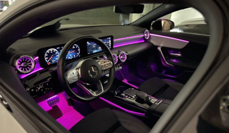 
								Mercedes-Benz CLA Coupè 200d Automatic EDITION Premium AMG Pack Night full									