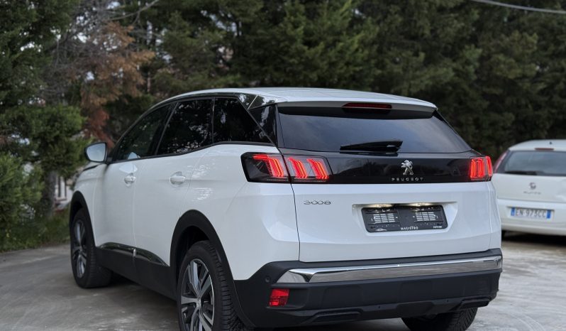 
								Peugeot 3008 Allure Pack MY23 BlueHDi 130 S&S full									