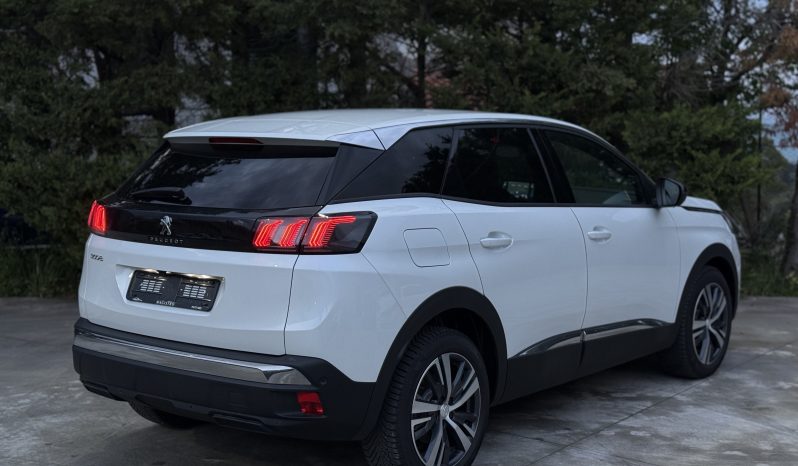 
								Peugeot 3008 Allure Pack MY23 BlueHDi 130 S&S full									