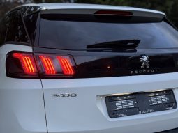 
										Peugeot 3008 Allure Pack MY23 BlueHDi 130 S&S full									