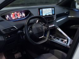 
										Peugeot 3008 Allure Pack MY23 BlueHDi 130 S&S full									