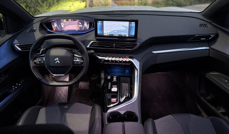 
								Peugeot 3008 Allure Pack MY23 BlueHDi 130 S&S full									