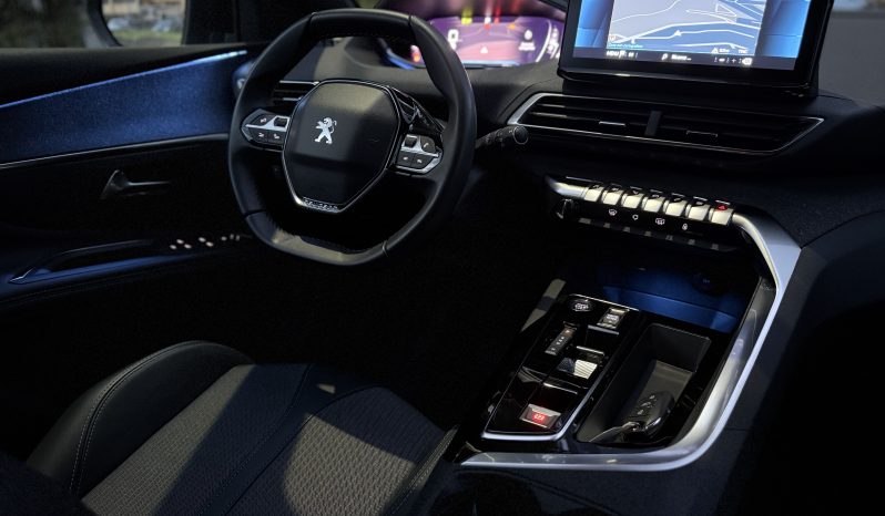 
								Peugeot 3008 Allure Pack MY23 BlueHDi 130 S&S full									