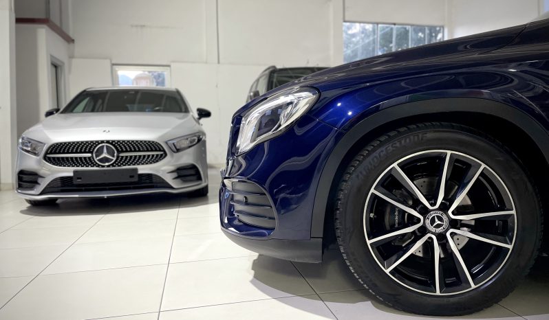 
								Mercedes-Benz GLA 200d Automatic Premium AMG Night Edition full									