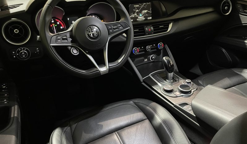 
								Alfa Romeo STELVIO Super MY17 2.2 TD 210 CV Q4 full									