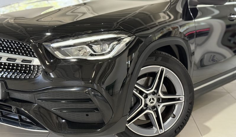 
								Mercedes-Benz GLA 200d Automatic Premium AMG full									