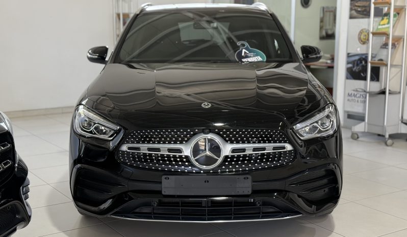 
								Mercedes-Benz GLA 200d Automatic Premium AMG full									