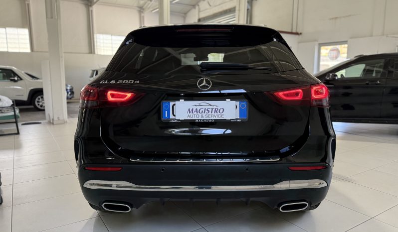 
								Mercedes-Benz GLA 200d Automatic Premium AMG full									