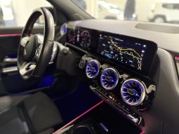 
										Mercedes-Benz GLA 200d Automatic Premium AMG full									