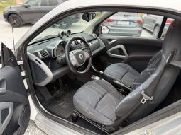 
										Smart Fortwo Coupé 70 Passion 1.0 MHD 52 KW Twinamic full									