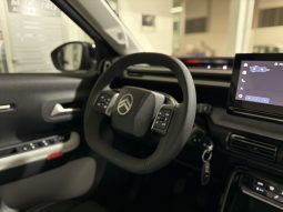 
										Nuova Citroën C3 MAX 2025 1.2 Turbo 100 CV full									