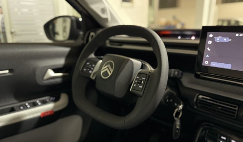 
								Nuova Citroën C3 MAX 2025 1.2 Turbo 100 CV full									