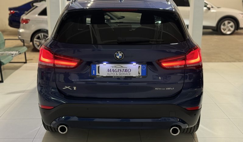 
								BMW X1 (F48) sDrive18d 2.0 150 CV Business Advantage full									