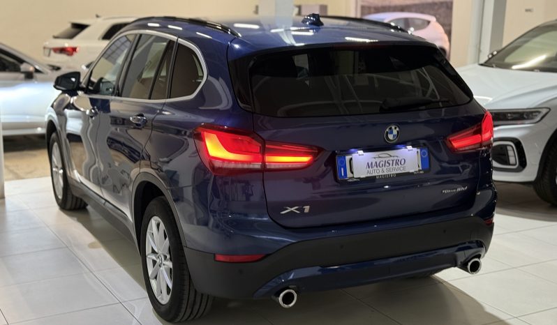 
								BMW X1 (F48) sDrive18d 2.0 150 CV Business Advantage full									