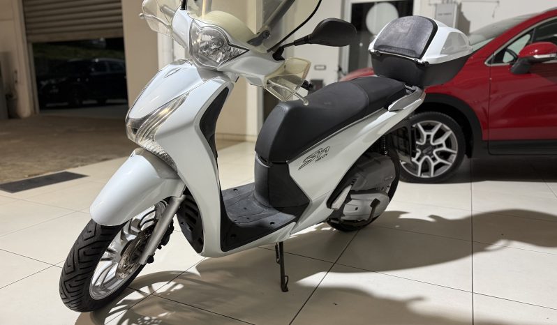 
								Honda SH 150i ABS full									