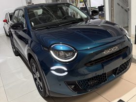 New FIAT 600 ICON Hybrid 1.2 81 KW/110 CV Automatico