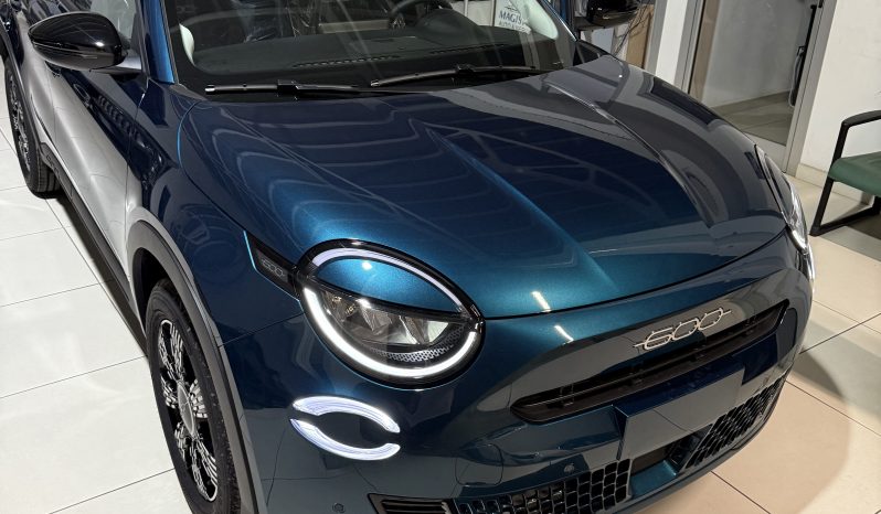 
								New FIAT 600 ICON Hybrid 1.2 81 KW/110 CV Automatico full									