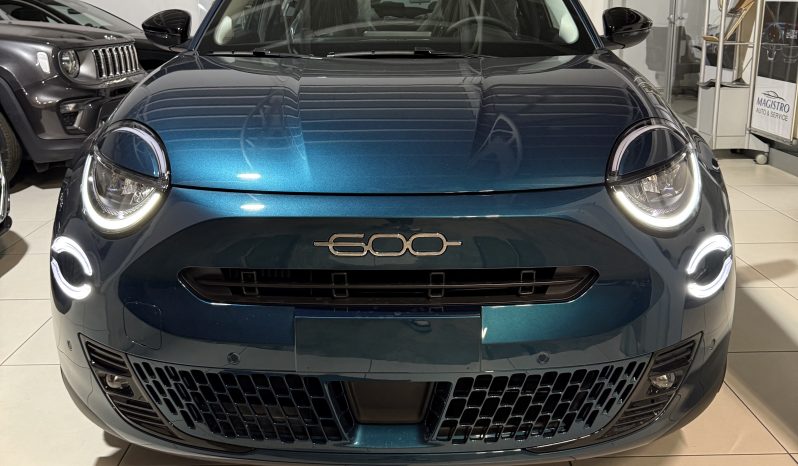 
								New FIAT 600 ICON Hybrid 1.2 81 KW/110 CV Automatico full									
