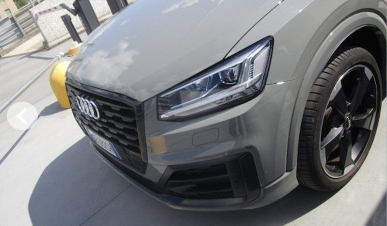 
								Audi Q2 35 TFSI S-line Identity Black MY20 full									