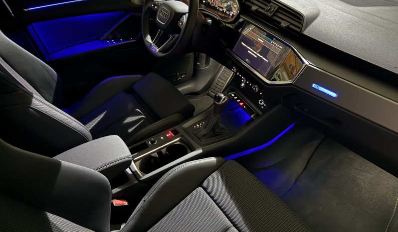 
								AUDI Q3 SPB 35 TDI 2.0 150 CV S-line Edition S-tronic full									