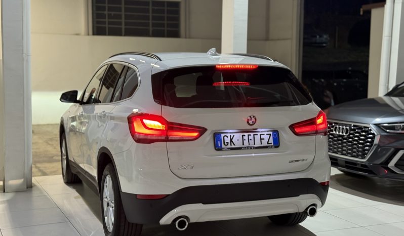 
								BMW X1 (F48) sDrive 18d 2.0 150 CV Bus.Advantage full									