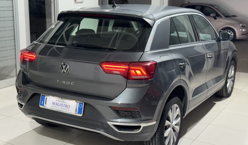
								VW T-ROC Style 2.0 TDI 116 CV BMT MT6 full									