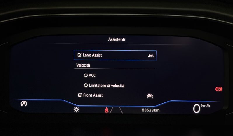 
								VW T-ROC Style 2.0 TDI 116 CV BMT MT6 full									