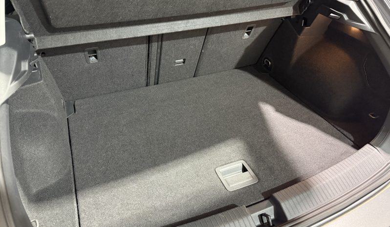 
								VW T-ROC Style 2.0 TDI 116 CV BMT MT6 full									