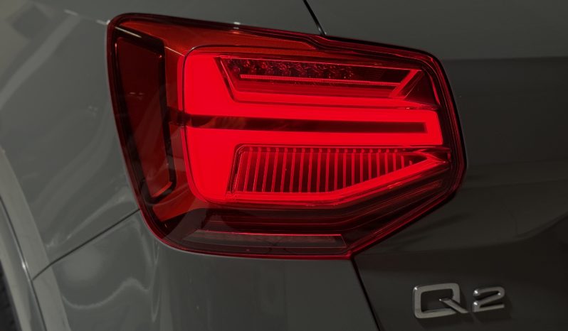 
								Audi Q2 35 TFSI 150 CV S-line Identity Black full									