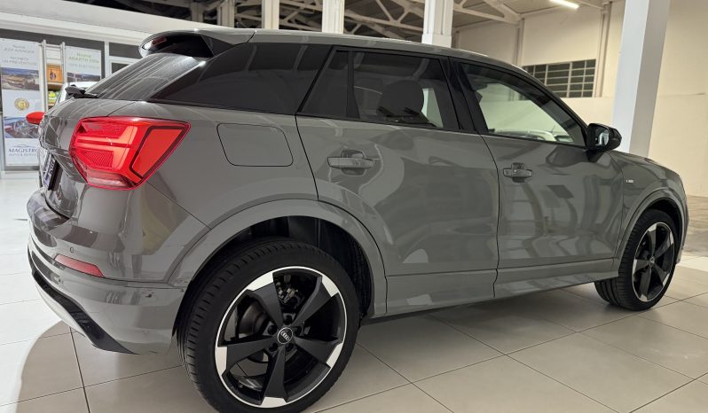 
								Audi Q2 35 TFSI 150 CV S-line Identity Black full									