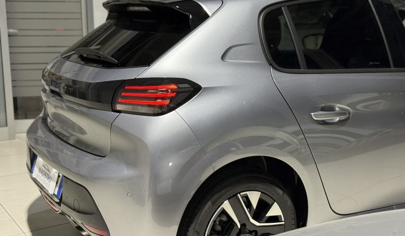 
								Peugeot 208 Allure KM0 MY25 PureTech 100 S&S MT6 full									