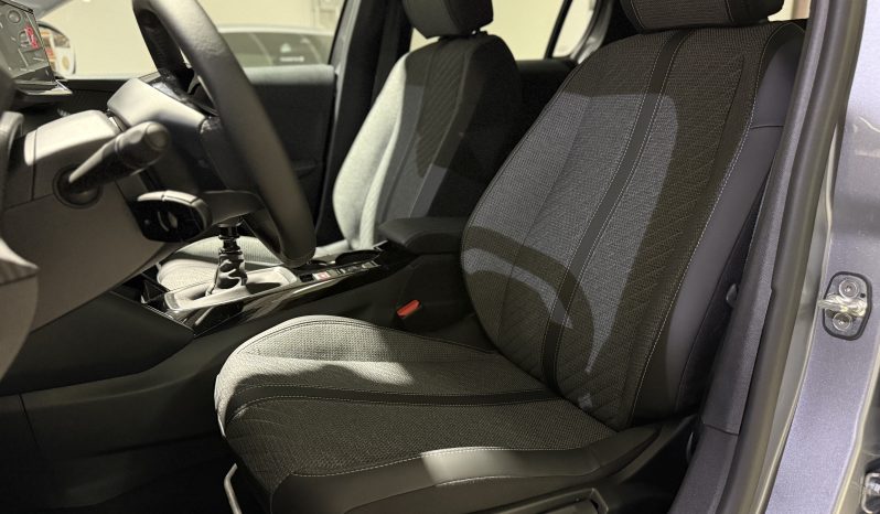 
								Peugeot 208 Allure KM0 MY25 PureTech 100 S&S MT6 full									