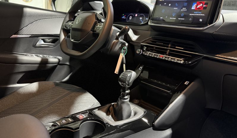 
								Peugeot 208 Allure KM0 MY25 PureTech 100 S&S MT6 full									