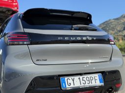 
										Peugeot 208 Allure Hybrid MY25 110 S&S e-DCS6 full									